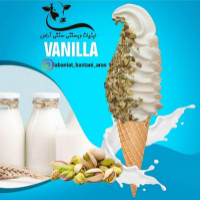 قیفی شیری با پسته با نان بیسکویتی